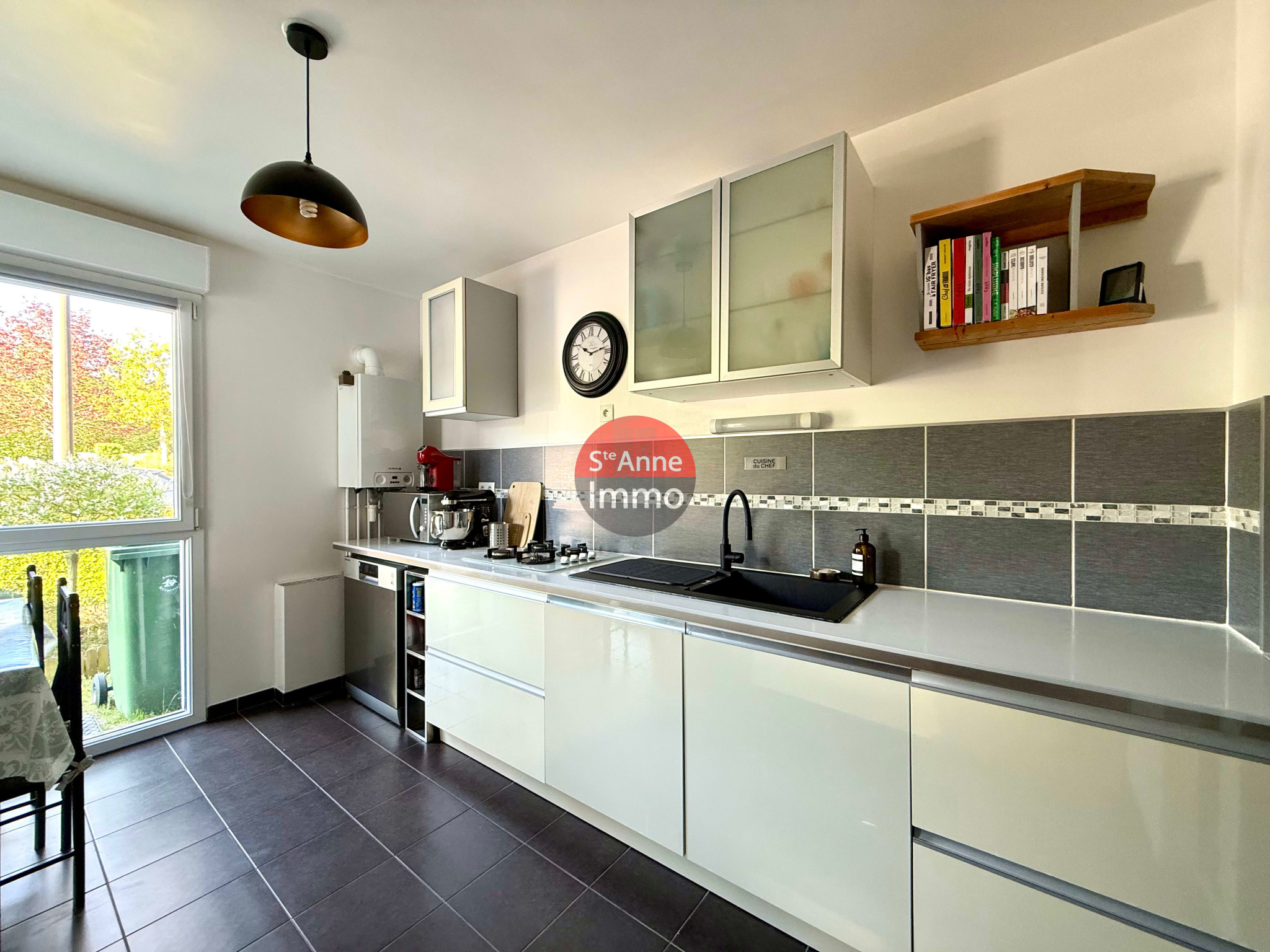 Immo80 – L'immobilier à Amiens et dans la Somme-AMIENS – 110m2 – PLEIN SUD – MAISON – 4 CHAMBRES – AUTONOMIE DE PLAIN PIED – GARAGE – JARDIN – PLACE DE PARKIN