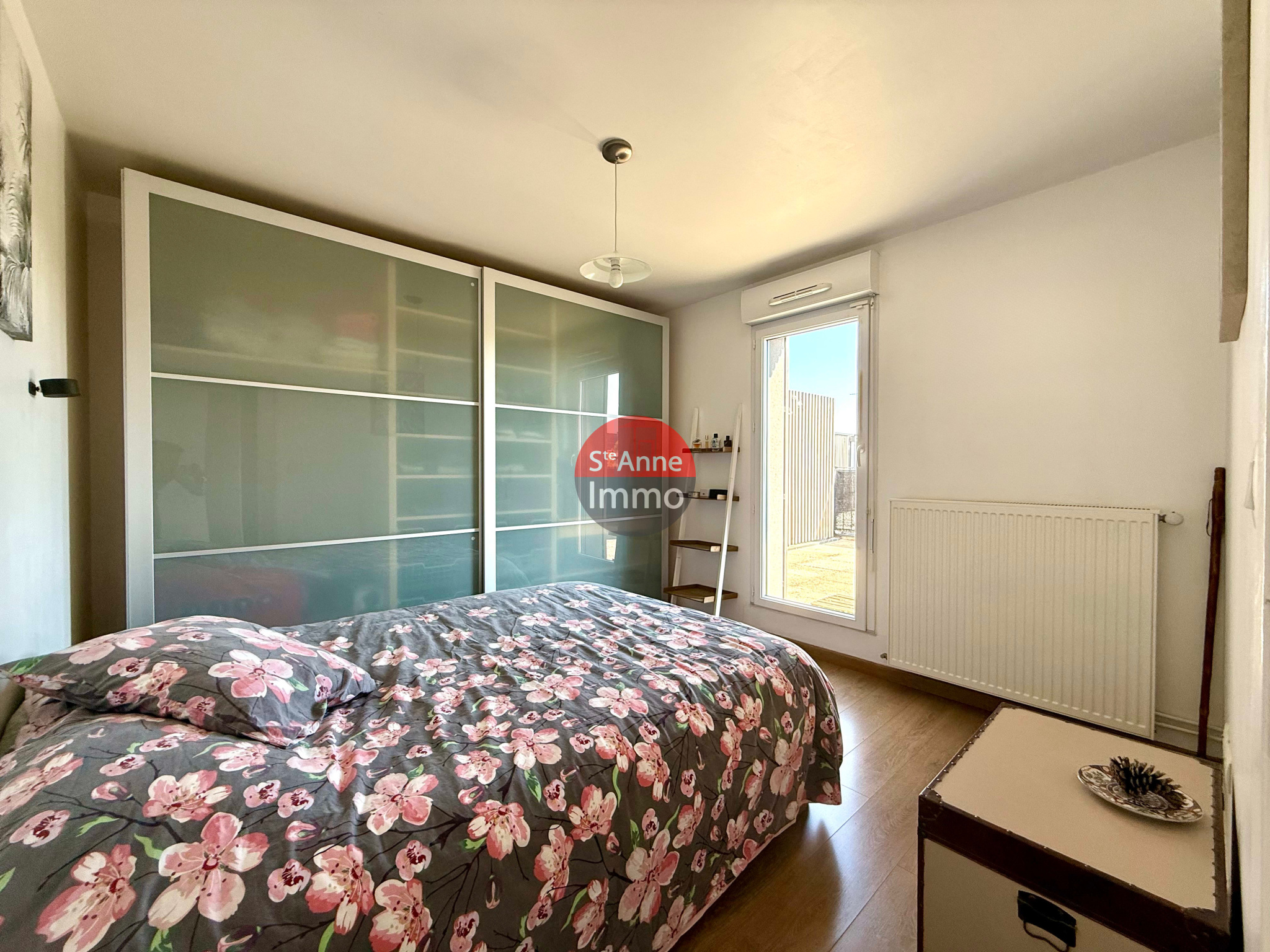 Immo80 – L'immobilier à Amiens et dans la Somme-AMIENS – 110m2 – PLEIN SUD – MAISON – 4 CHAMBRES – AUTONOMIE DE PLAIN PIED – GARAGE – JARDIN – PLACE DE PARKIN