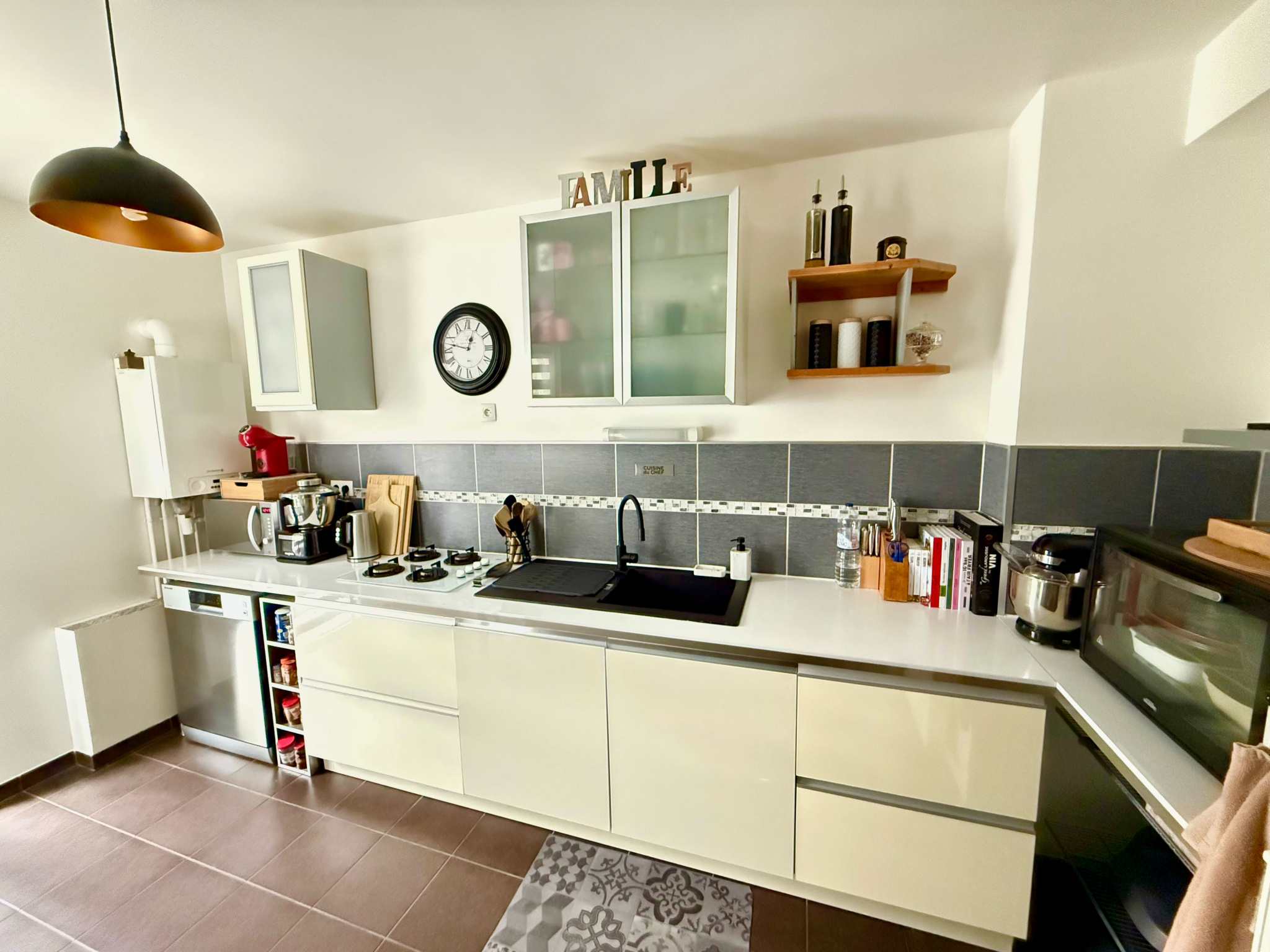 Immo80 – L'immobilier à Amiens et dans la Somme-AMIENS – 110m2 – PLEIN SUD – MAISON – 4 CHAMBRES – AUTONOMIE DE PLAIN PIED – GARAGE – JARDIN – PLACE DE PARKIN