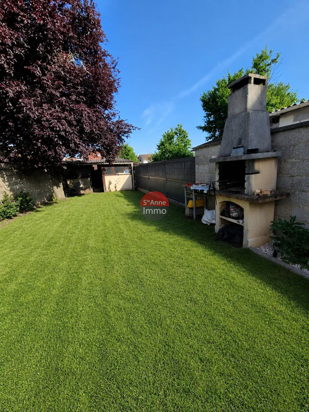 Immo80 – L'immobilier à Amiens et dans la Somme-LONGUEAU – MAISON DE VILLE DE 75 M2 AVEC JARDIN ET DEPENDANCE
