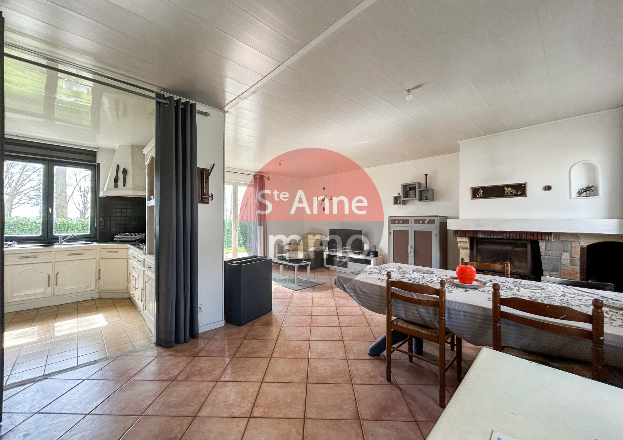 Immo80 – L'immobilier à Amiens et dans la Somme-BEAUFORT-EN-SANTERRE – PAVILLON INDIVIDUEL AVEC AUTONOMIE DE PLAIN PIED – 4 CHAMBRES...