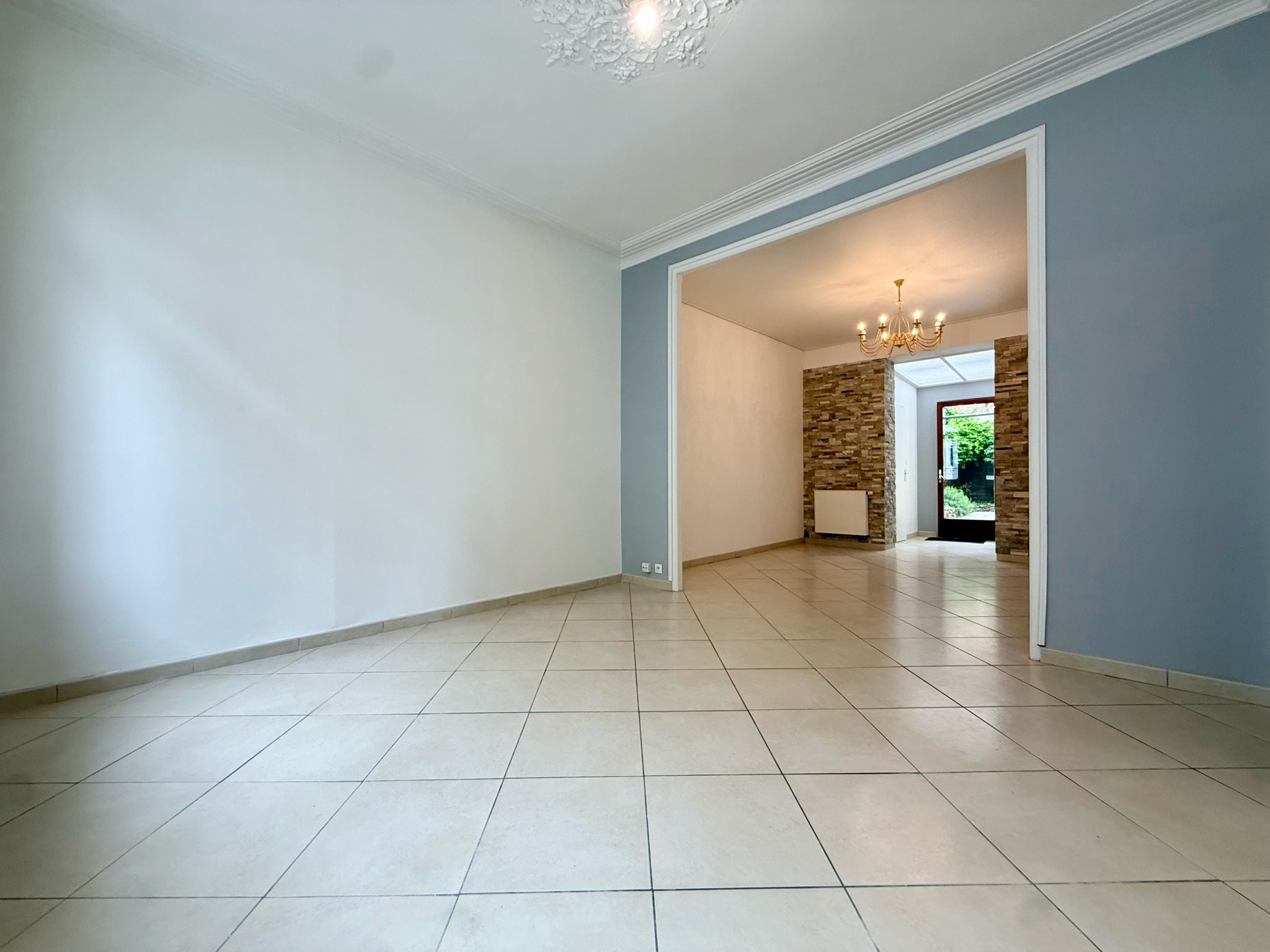 Immo80 – L'immobilier à Amiens et dans la Somme-AMIENS – QUARTIER HENRIVILLE – DOUBLE AMIENOISE – 4 CHAMBRES – COUR – AUCUN TRAVAUX