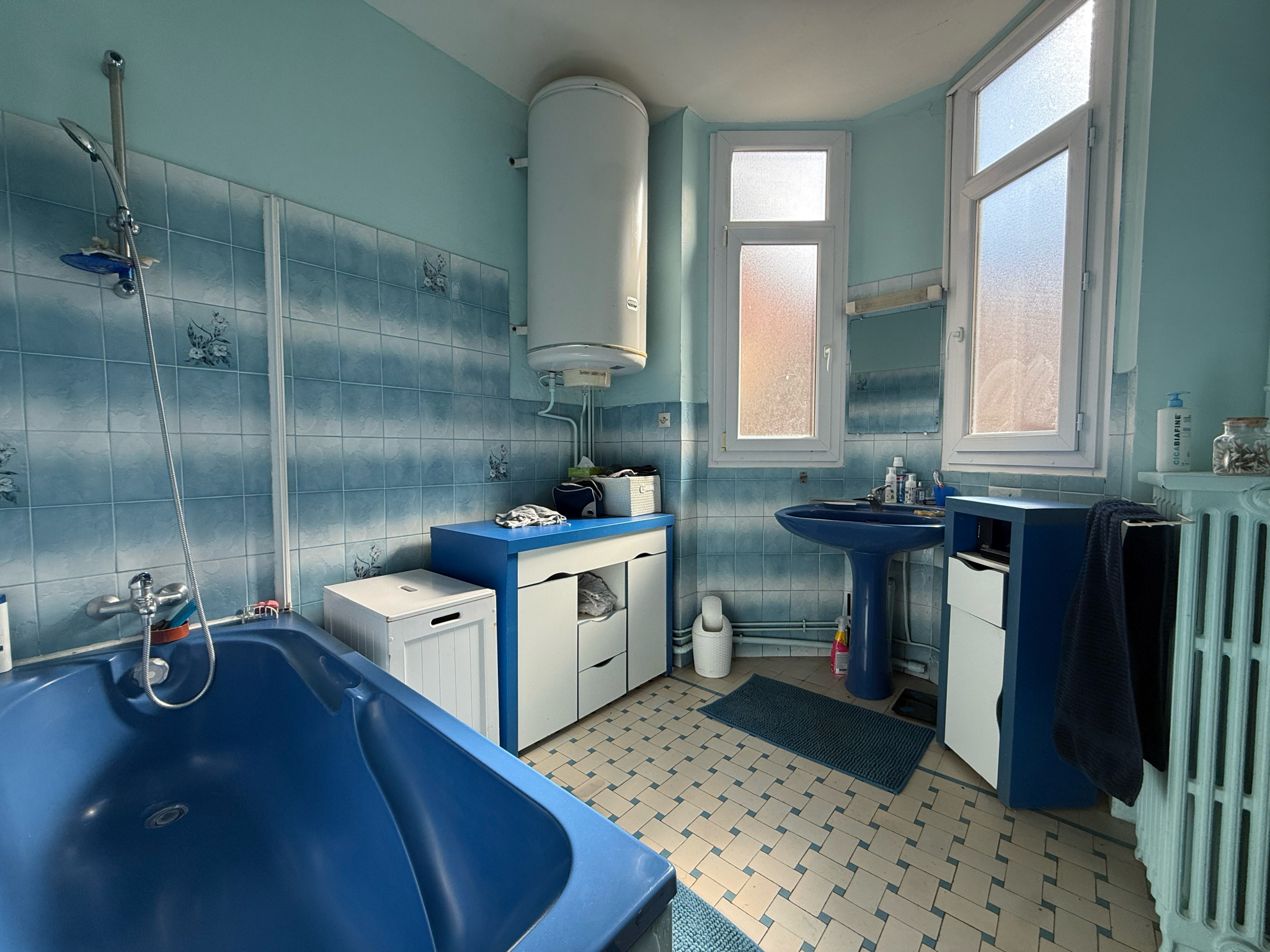 Immo80 – L'immobilier à Amiens et dans la Somme-AMIENS – QUARTIER SAINT ACHEUL – 5 CHAMBRES – JARDIN – TERRASSE – CABANON