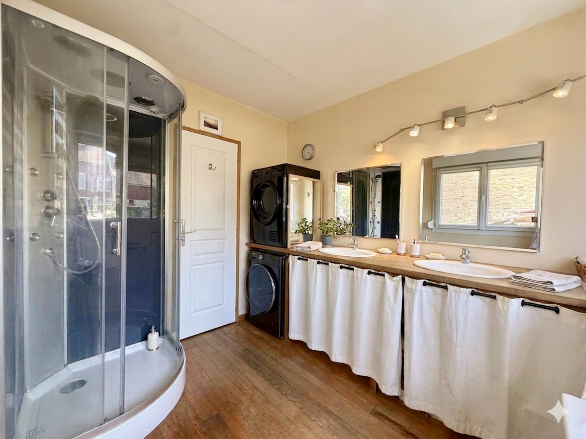 Immo80 – L'immobilier à Amiens et dans la Somme-AMIENS – QUARTIER SAINT ACHEUL – AMIENOISE – 4 CHAMBRES – COUR