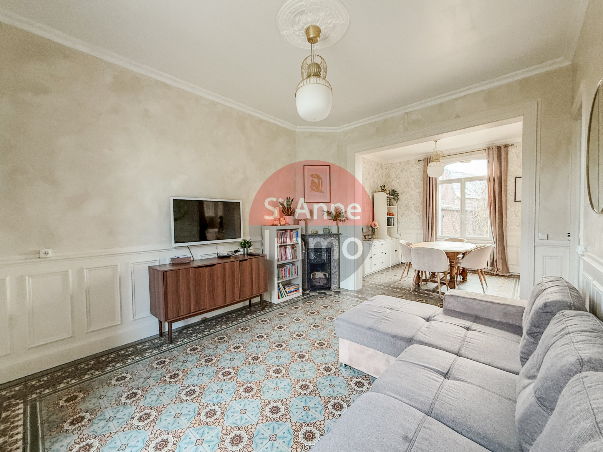 Immo80 – L'immobilier à Amiens et dans la Somme-PARVILLERS-LE-QUESNOY – MAISON INDIVIDUELLE – AUTONOMIE DE PLAIN PIED – 4 CHAMBRES – DEPENDANCES – GARAGE – JA