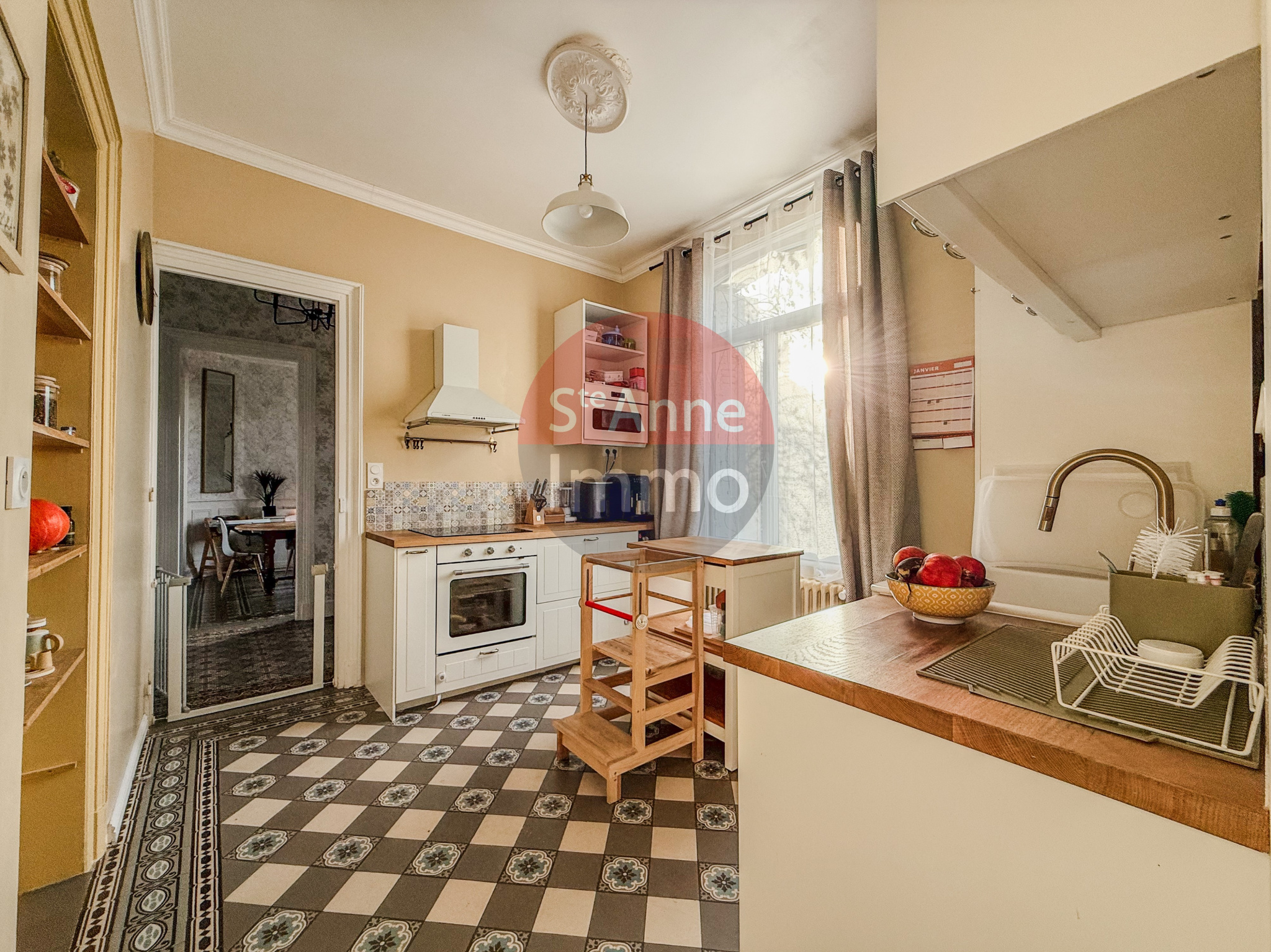 Immo80 – L'immobilier à Amiens et dans la Somme-PARVILLERS-LE-QUESNOY – MAISON INDIVIDUELLE – AUTONOMIE DE PLAIN PIED – 4 CHAMBRES – DEPENDANCES – GARAGE – JA