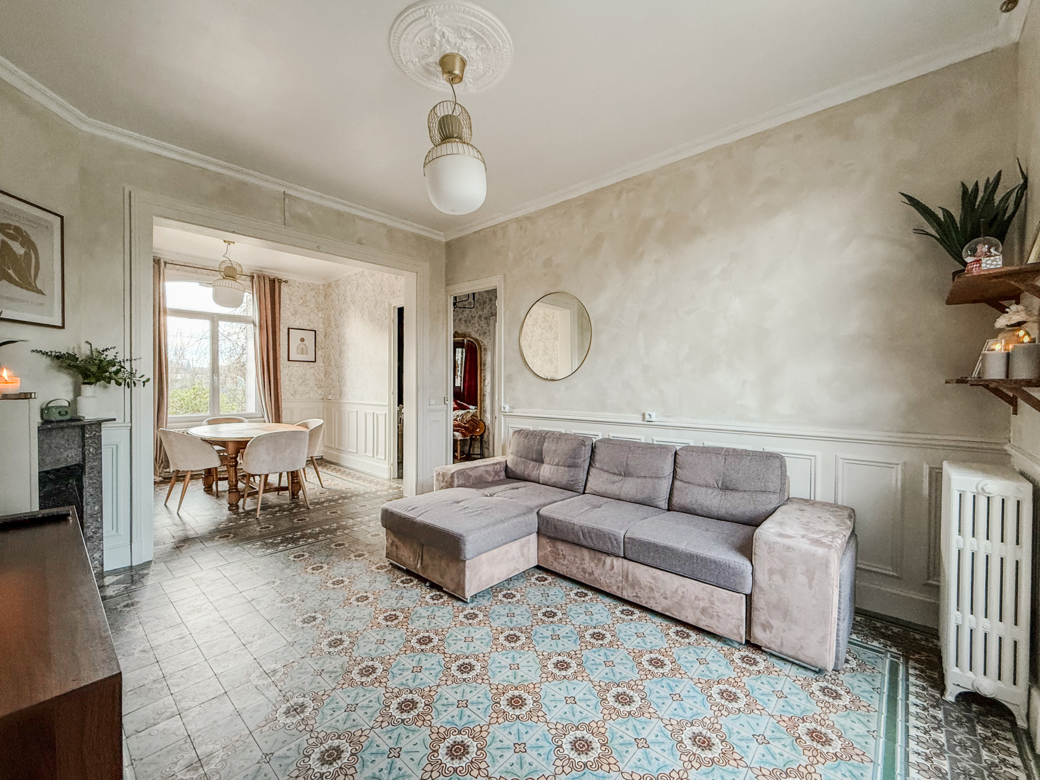 Immo80 – L'immobilier à Amiens et dans la Somme-PARVILLERS-LE-QUESNOY – MAISON INDIVIDUELLE – AUTONOMIE DE PLAIN PIED – 4 CHAMBRES – DEPENDANCES – GARAGE – JA