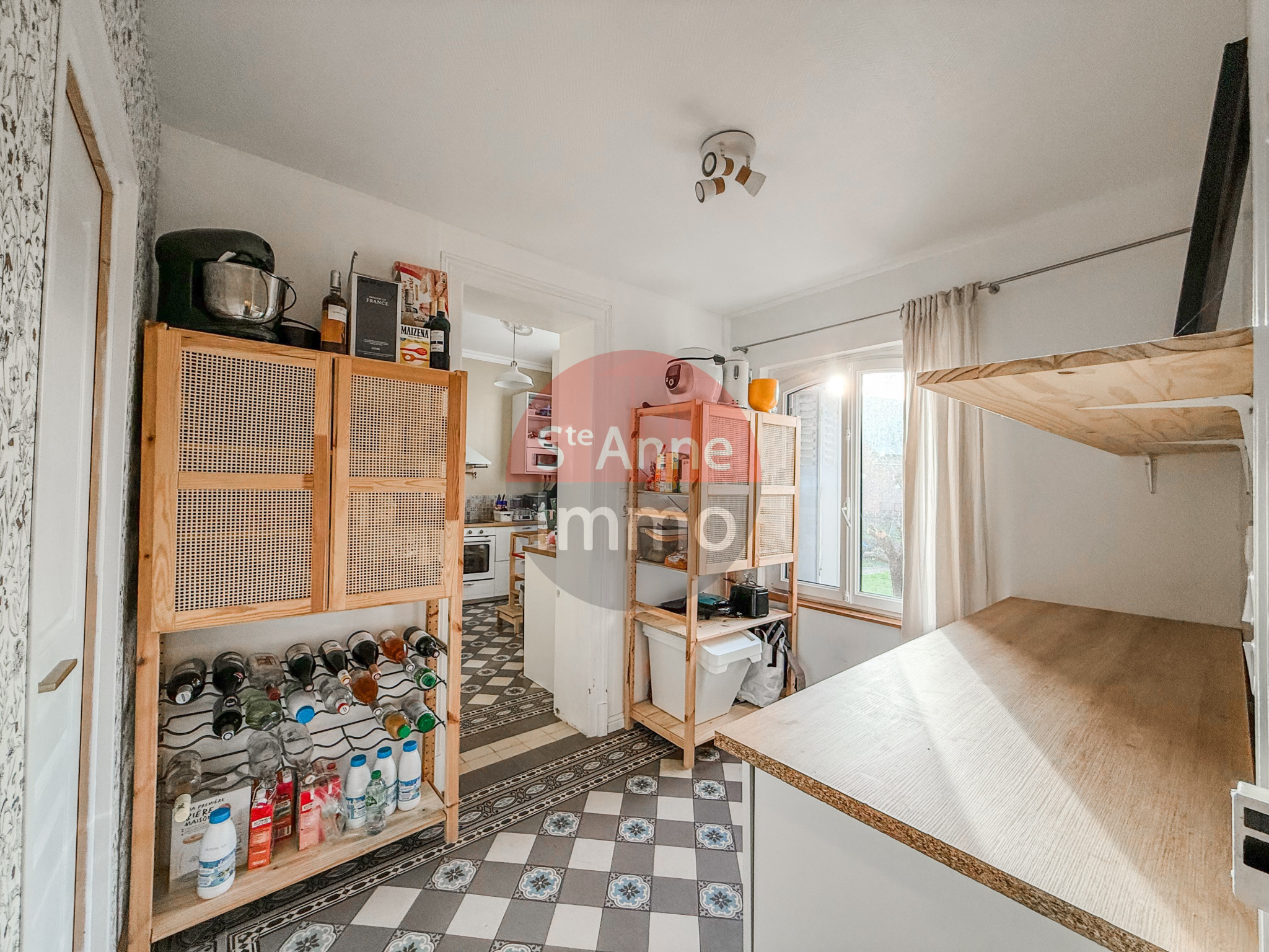 Immo80 – L'immobilier à Amiens et dans la Somme-PARVILLERS-LE-QUESNOY – MAISON INDIVIDUELLE – AUTONOMIE DE PLAIN PIED – 4 CHAMBRES – DEPENDANCES – GARAGE – JA