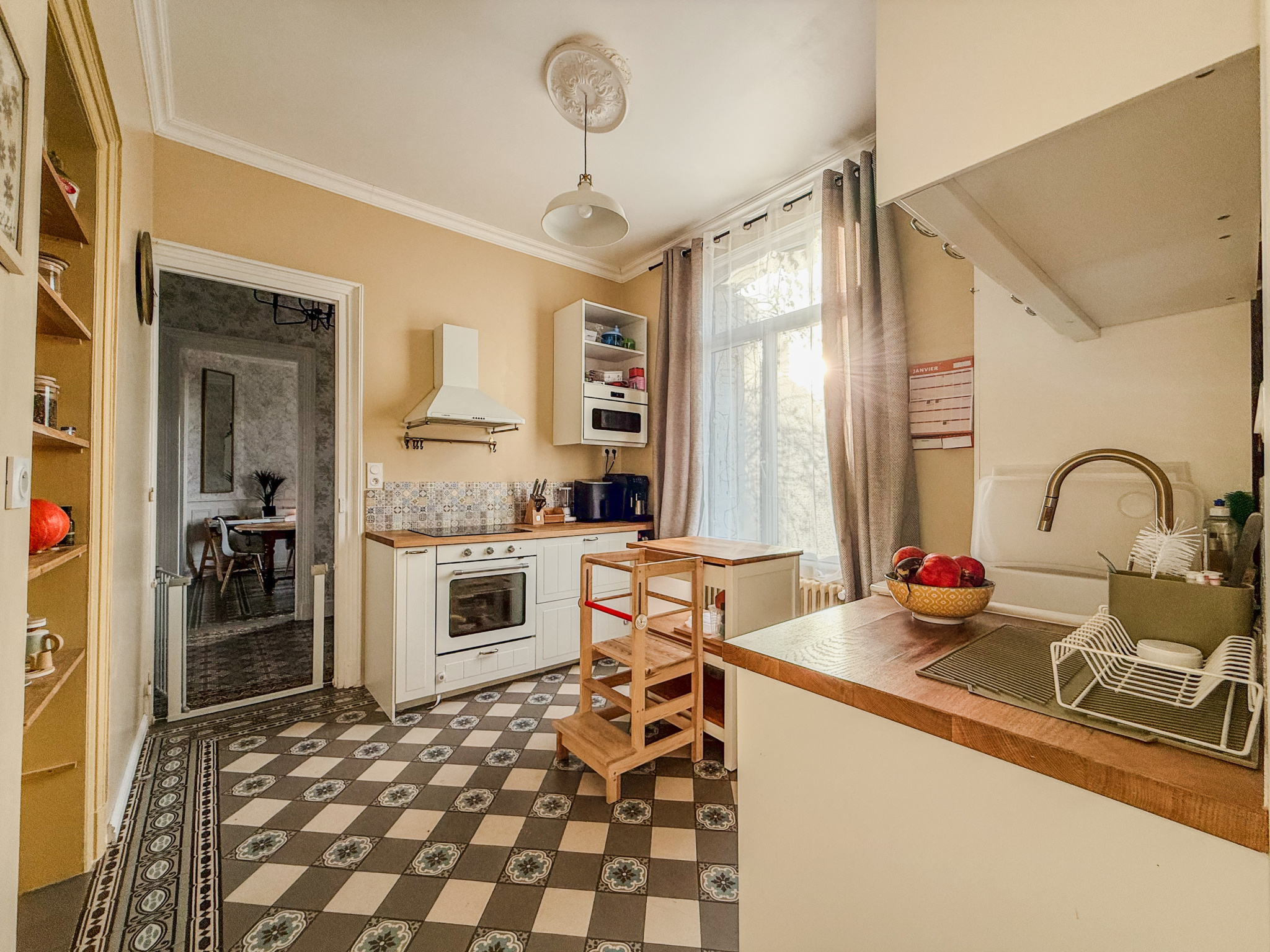 Immo80 – L'immobilier à Amiens et dans la Somme-PARVILLERS-LE-QUESNOY – MAISON INDIVIDUELLE – AUTONOMIE DE PLAIN PIED – 4 CHAMBRES – DEPENDANCES – GARAGE – JA