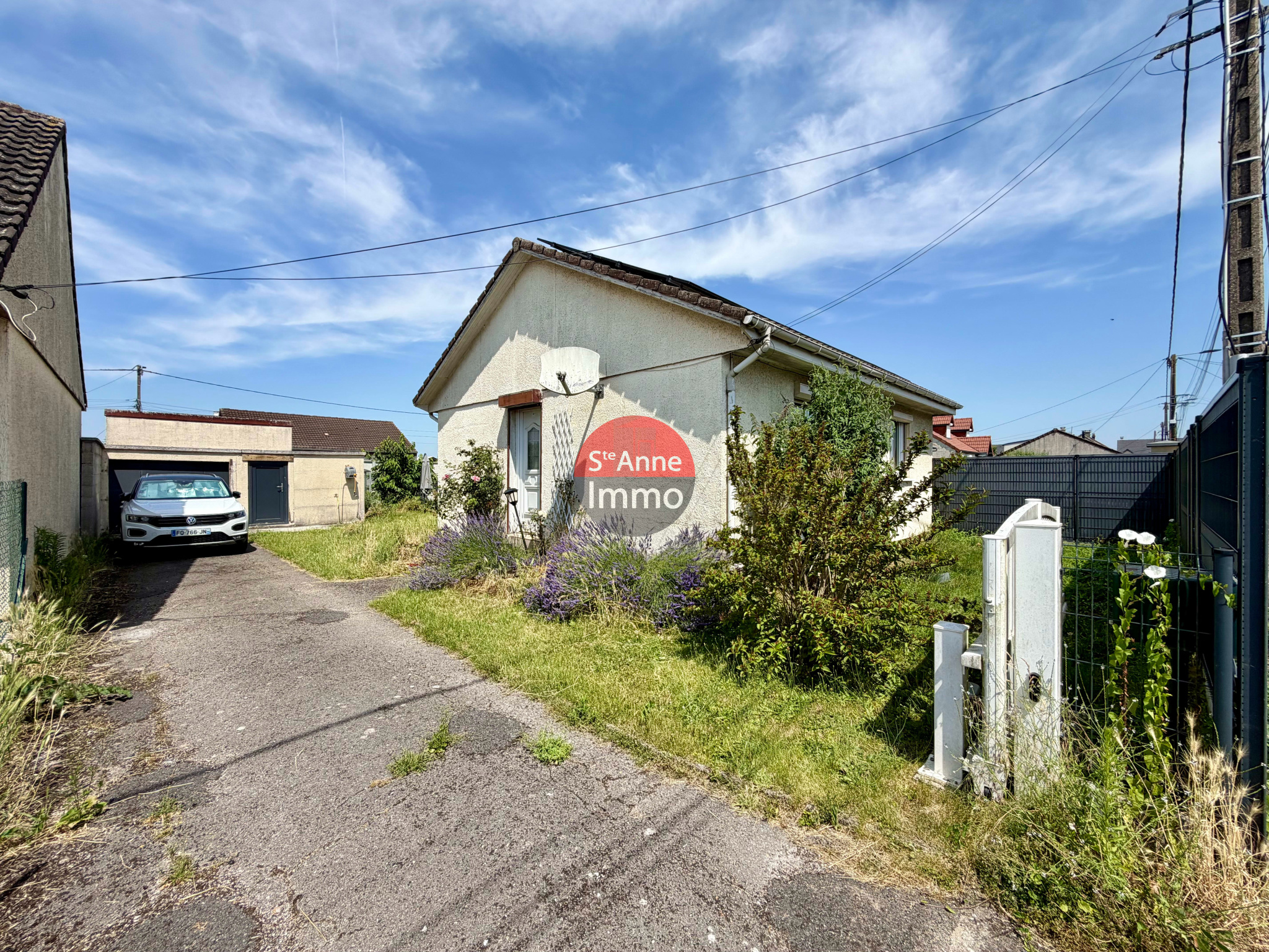 Immo80 – L'immobilier à Amiens et dans la Somme-VILLERS-BRETONNEUX – PAVILLON INDIVIDUEL – 58m2 – PLAIN-PIED – 2CHAMBRES – JARDIN – GARAGE