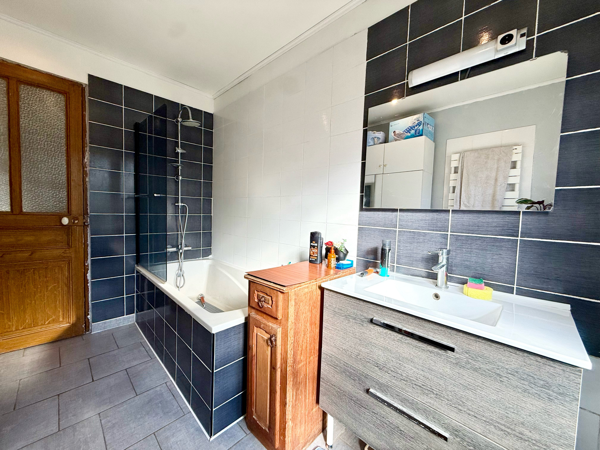 Immo80 – L'immobilier à Amiens et dans la Somme-MONTDIDIER – MAISON DE MAITRE – 5 CHAMBRES – JARDIN – GARAGE