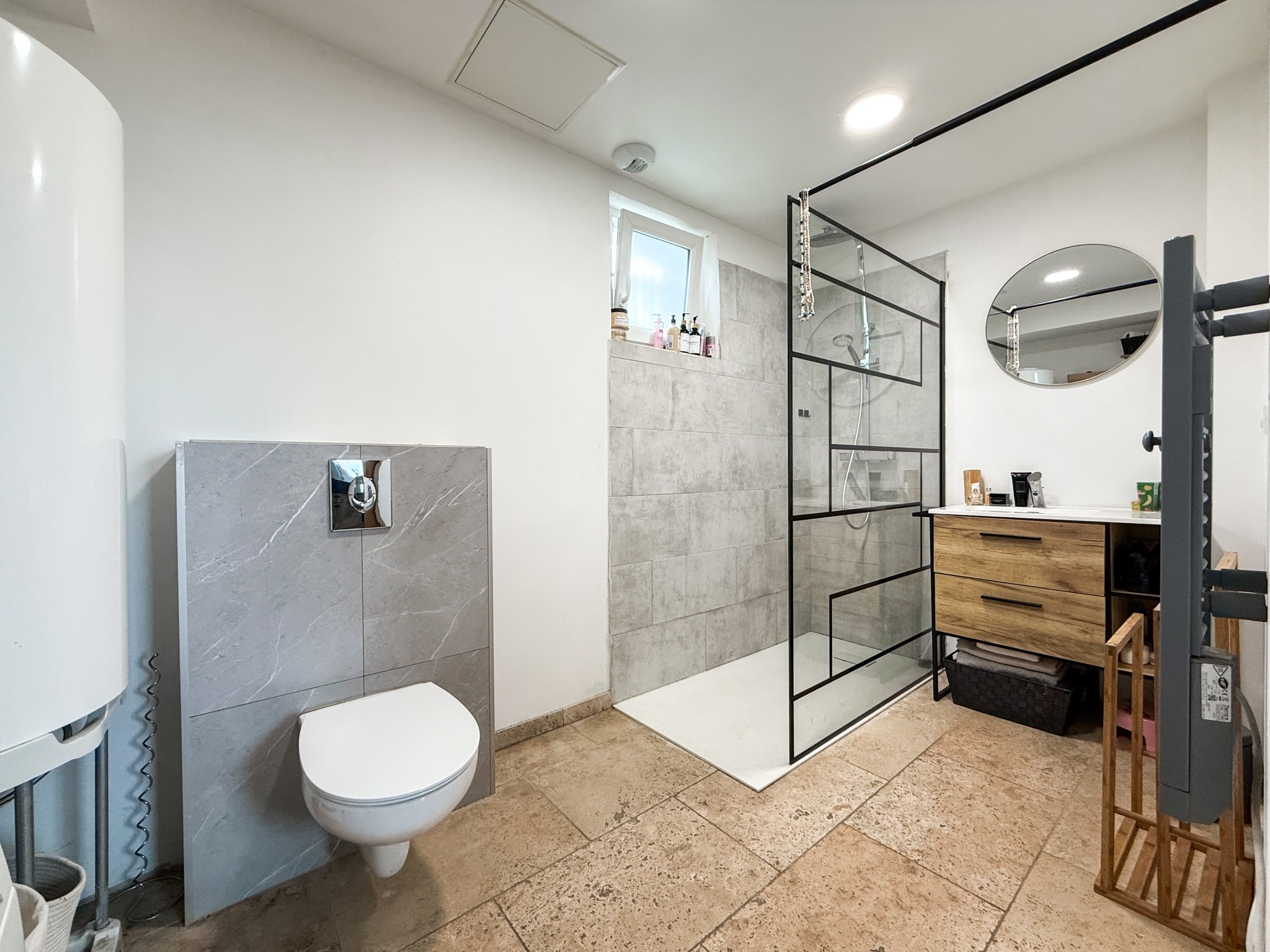 Immo80 – L'immobilier à Amiens et dans la Somme-VRELY – MAISON INDIVIDUELLE – AUTONOMIE DE PLAIN PIED – 4 CHAMBRES – DEPENDANCES – CAVE