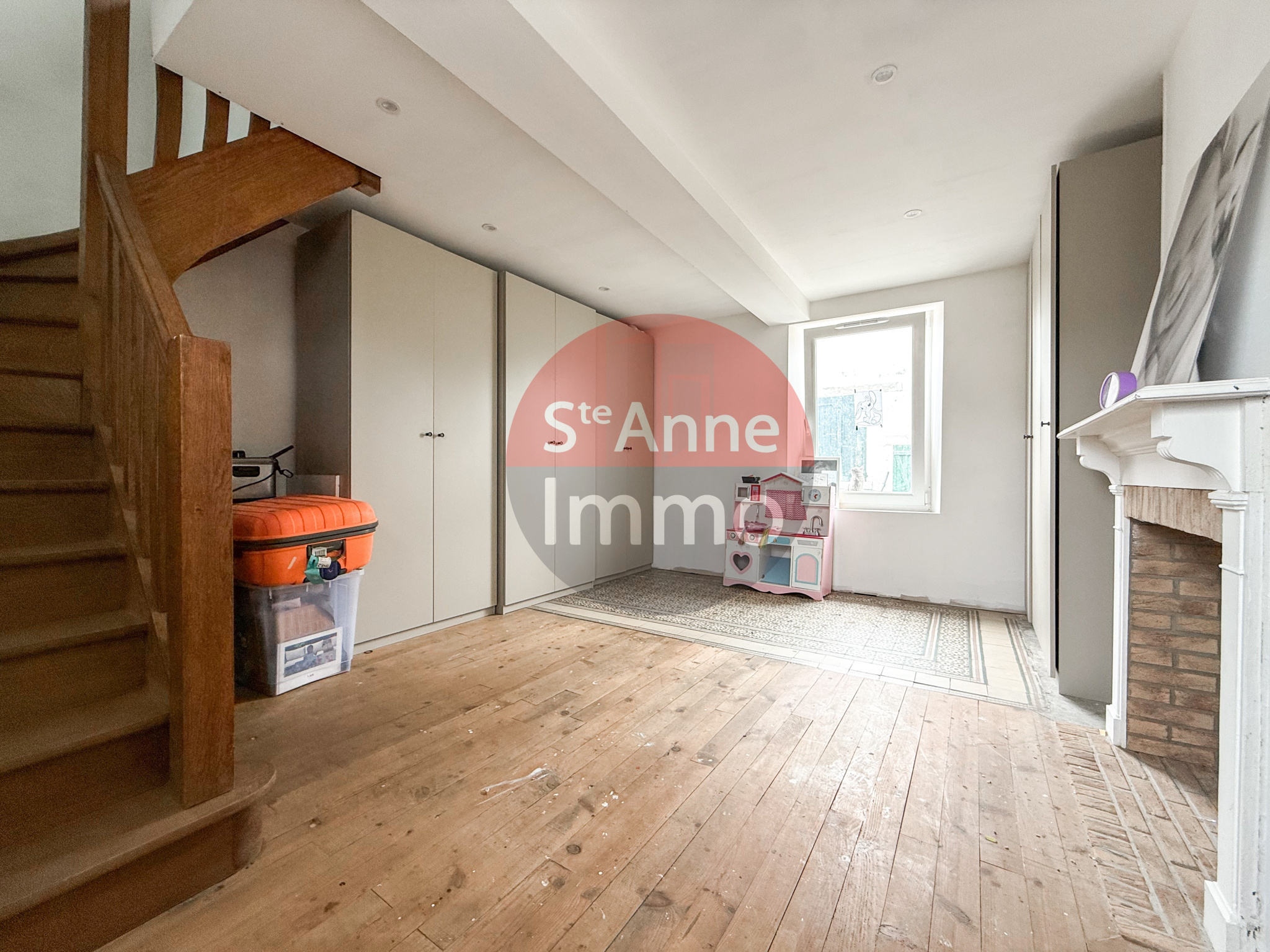 Immo80 – L'immobilier à Amiens et dans la Somme-VRELY – MAISON INDIVIDUELLE – AUTONOMIE DE PLAIN PIED – 4 CHAMBRES – DEPENDANCES – CAVE