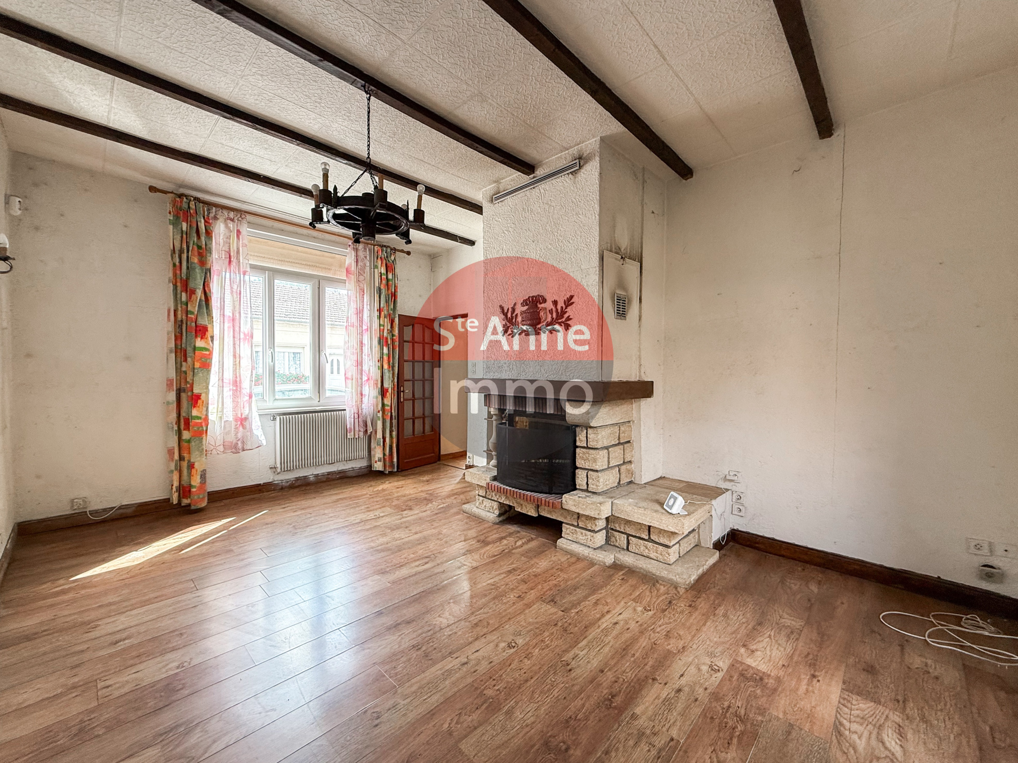 Immo80 – L'immobilier à Amiens et dans la Somme-LIHONS – MAISON INDIVIDUELLE – 2 CHAMBRES – GARAGE – JARDIN – DEPENDANCES