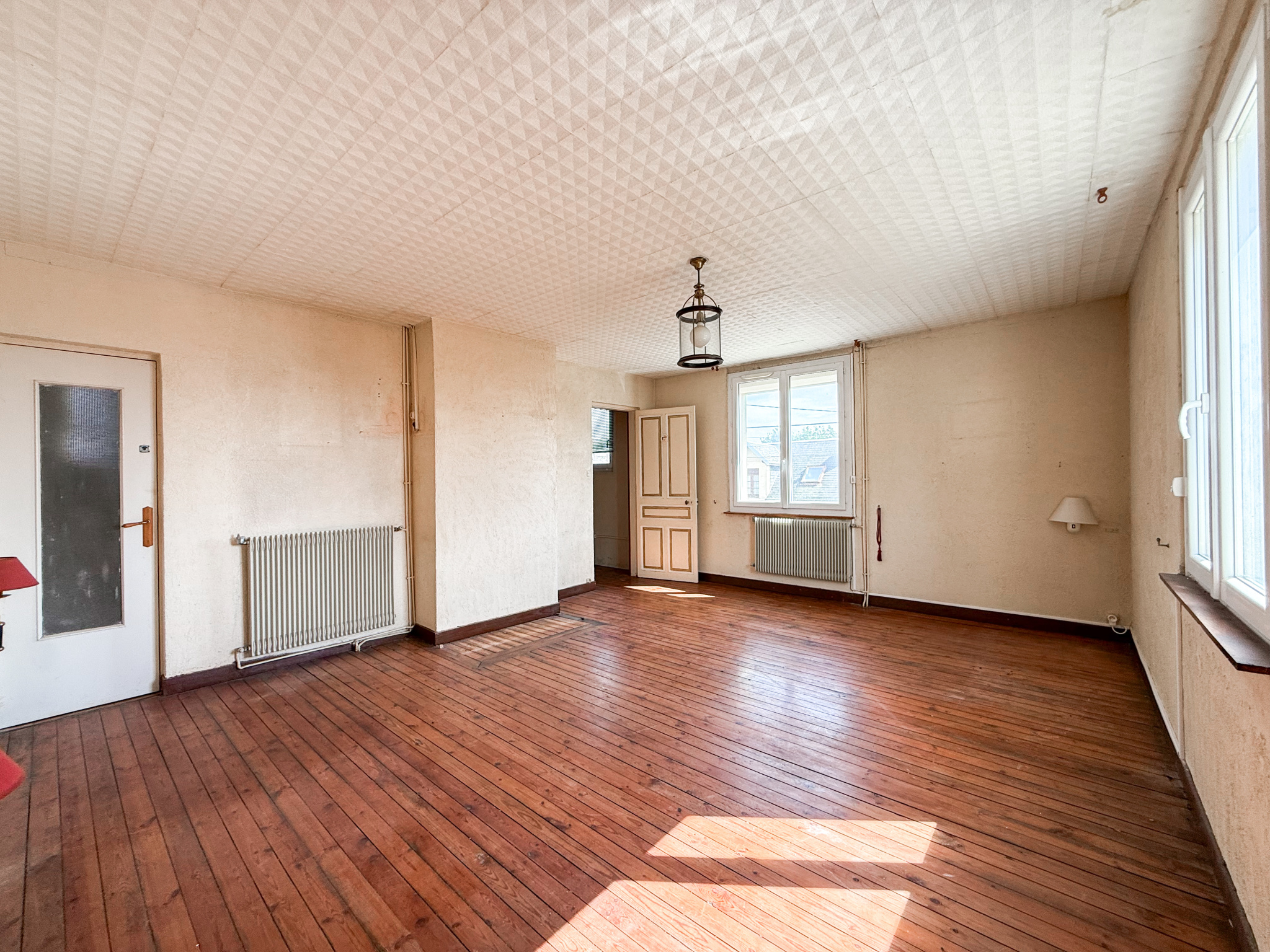 Immo80 – L'immobilier à Amiens et dans la Somme-LIHONS – MAISON INDIVIDUELLE – 2 CHAMBRES – GARAGE – JARDIN – DEPENDANCES
