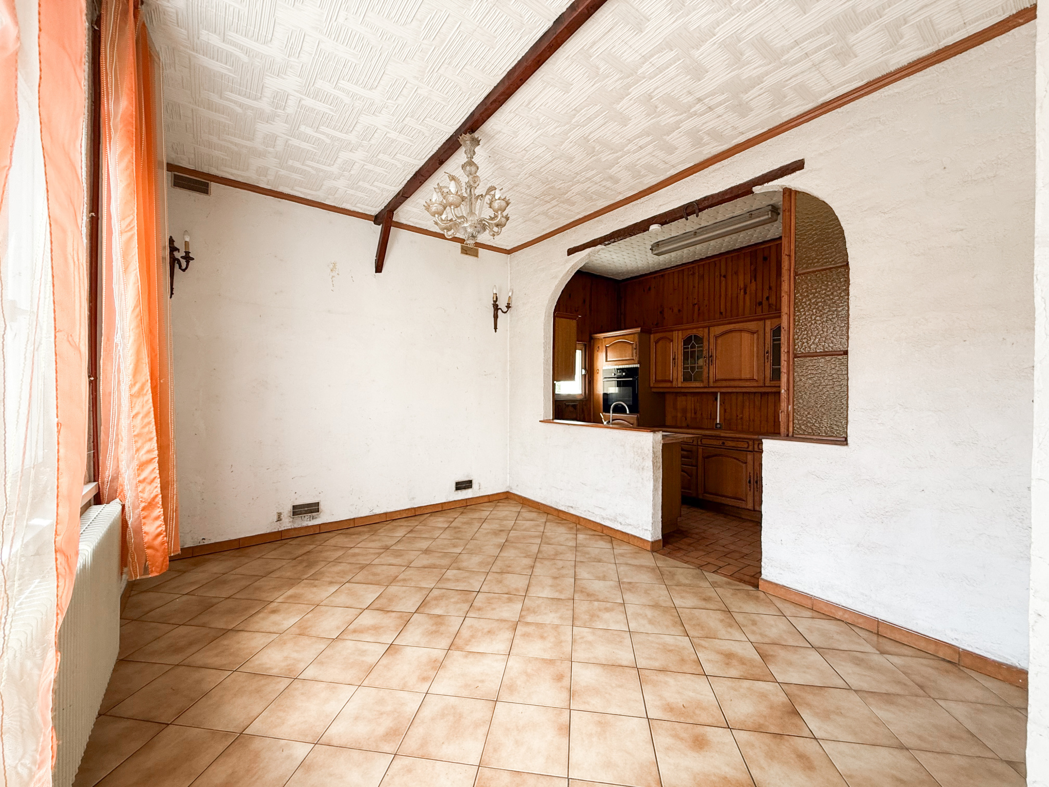 Immo80 – L'immobilier à Amiens et dans la Somme-LIHONS – MAISON INDIVIDUELLE – 2 CHAMBRES – GARAGE – JARDIN – DEPENDANCES