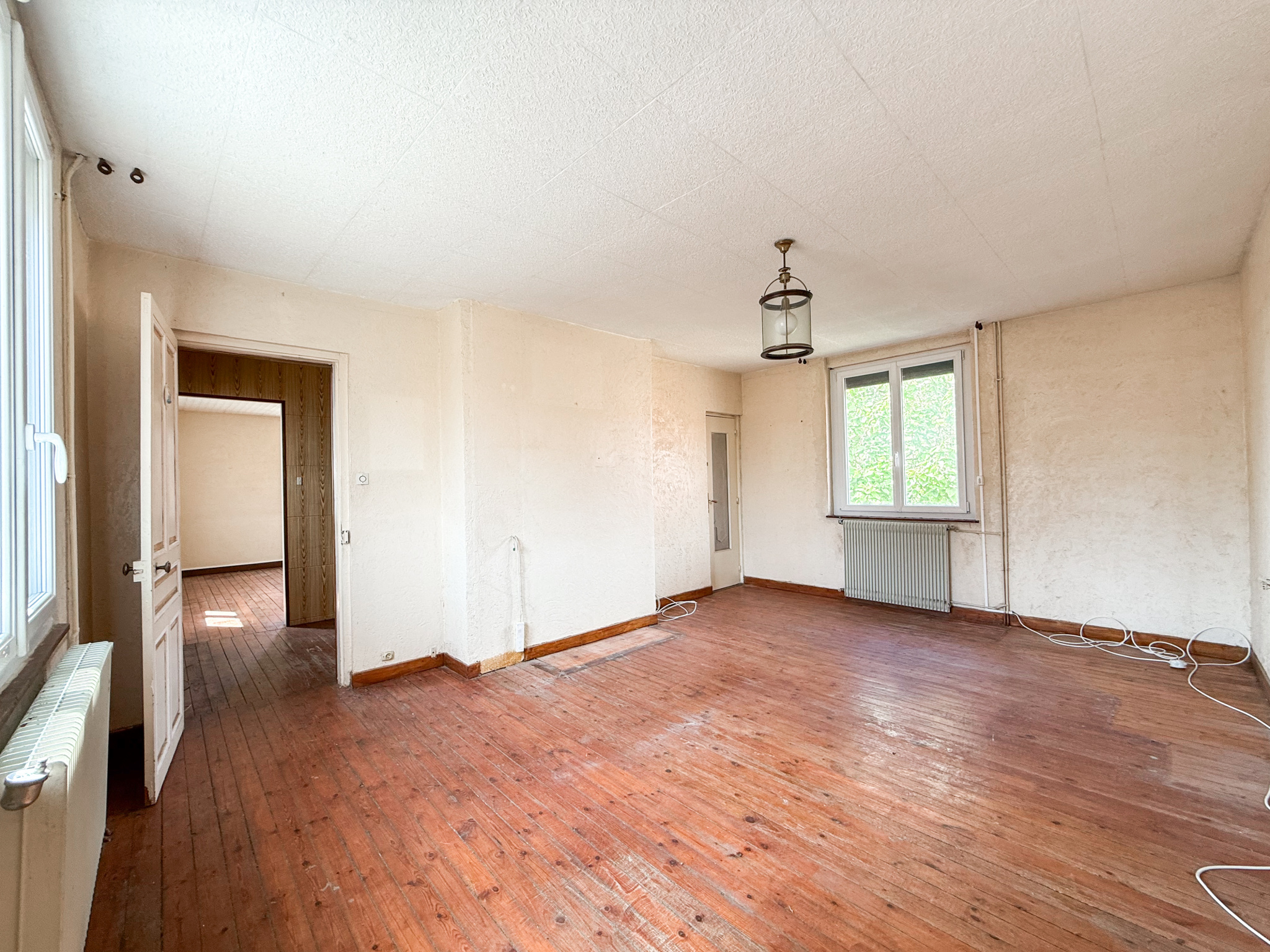 Immo80 – L'immobilier à Amiens et dans la Somme-LIHONS – MAISON INDIVIDUELLE – 2 CHAMBRES – GARAGE – JARDIN – DEPENDANCES