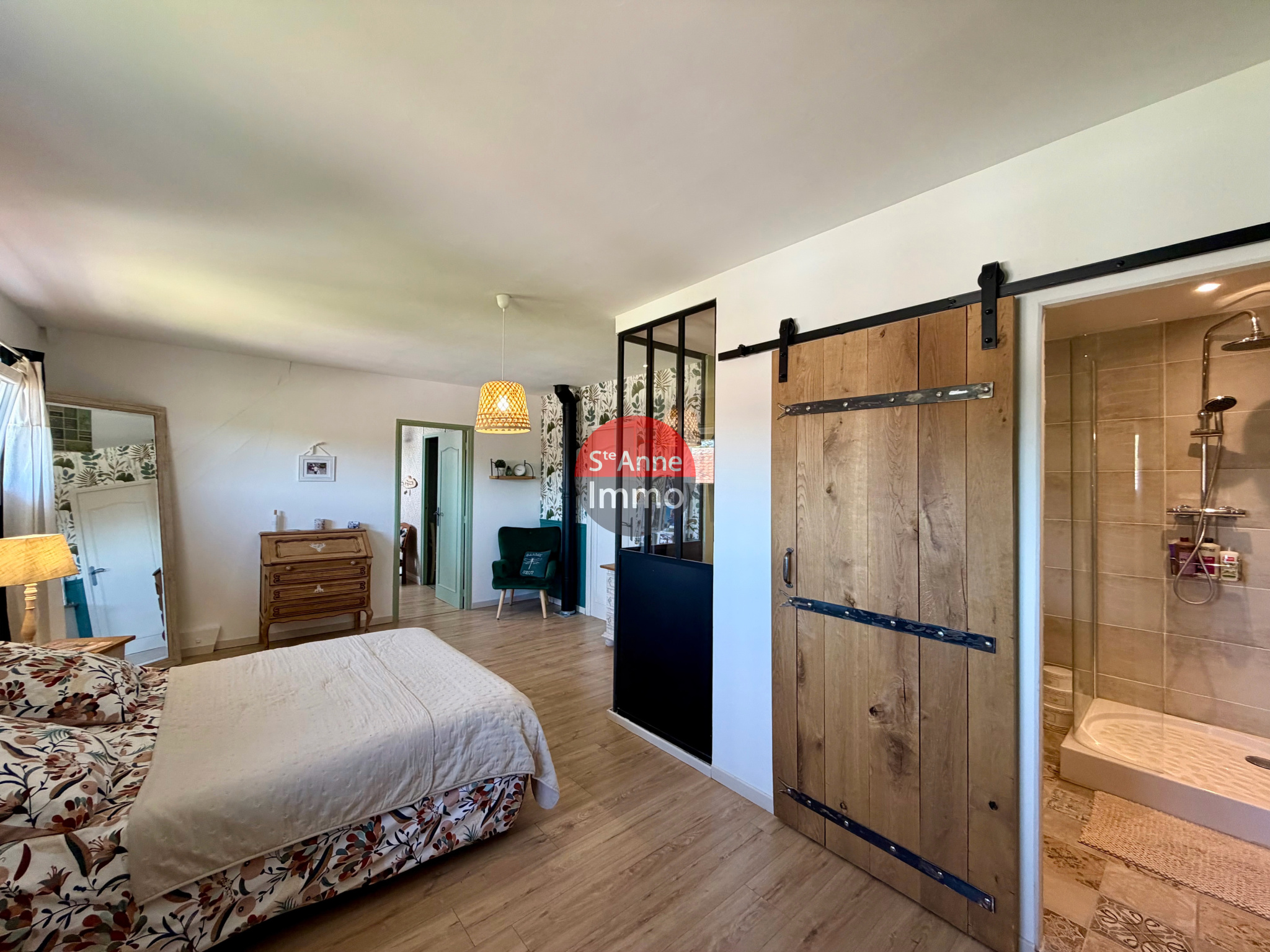 Immo80 – L'immobilier à Amiens et dans la Somme-WAVIGNIES – PAVILLON INDIVIDUEL RÉNOVÉ – 155m2 – AUTONOMIE DE PLAIN-PIED – JARDIN – SOUS-SOL – GARAGE