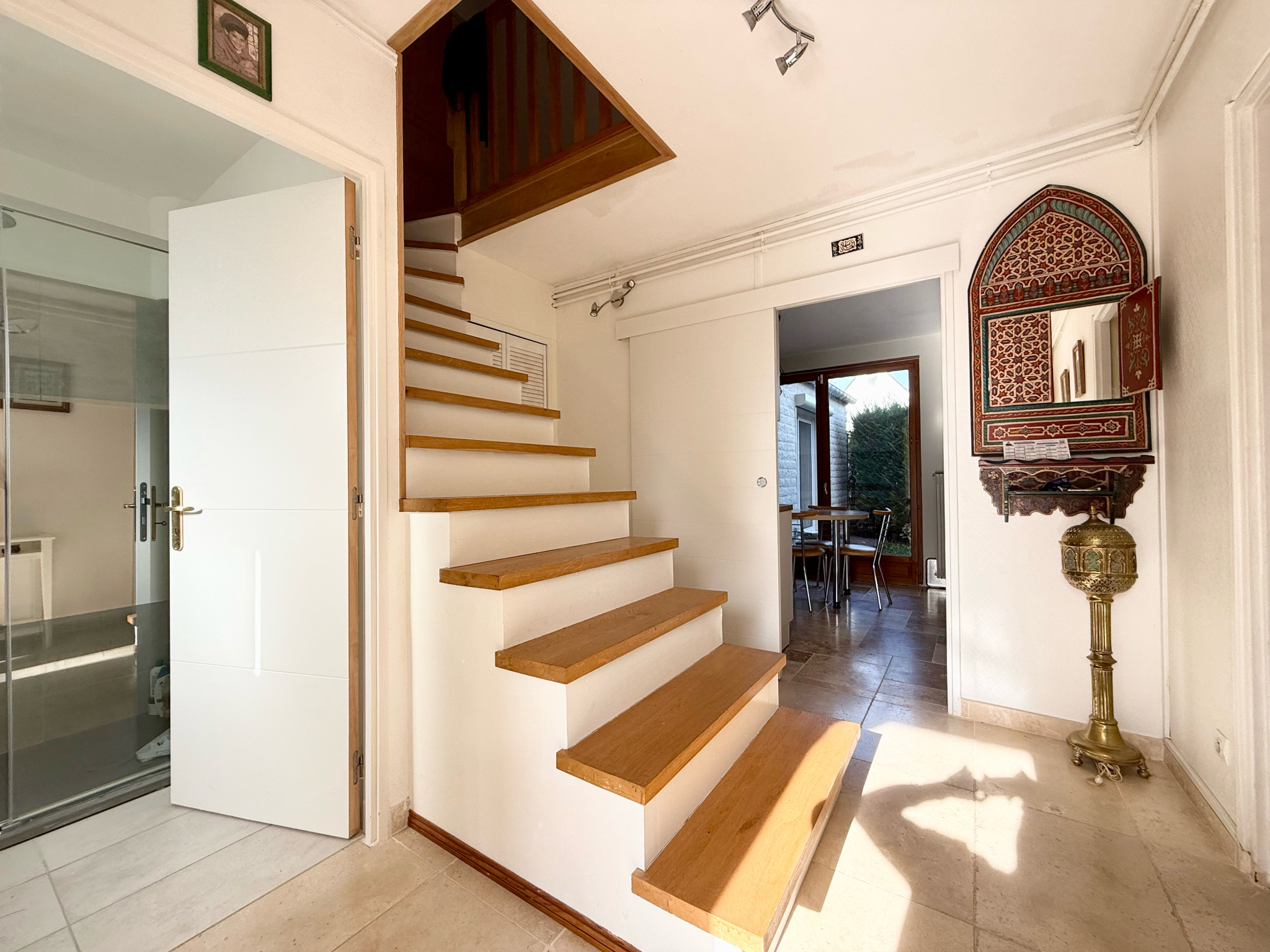 Immo80 – L'immobilier à Amiens et dans la Somme-AMIENS SUD – PAVILLON INDIVIDUEL – 5 CHAMBRES – GARAGE – JARDIN