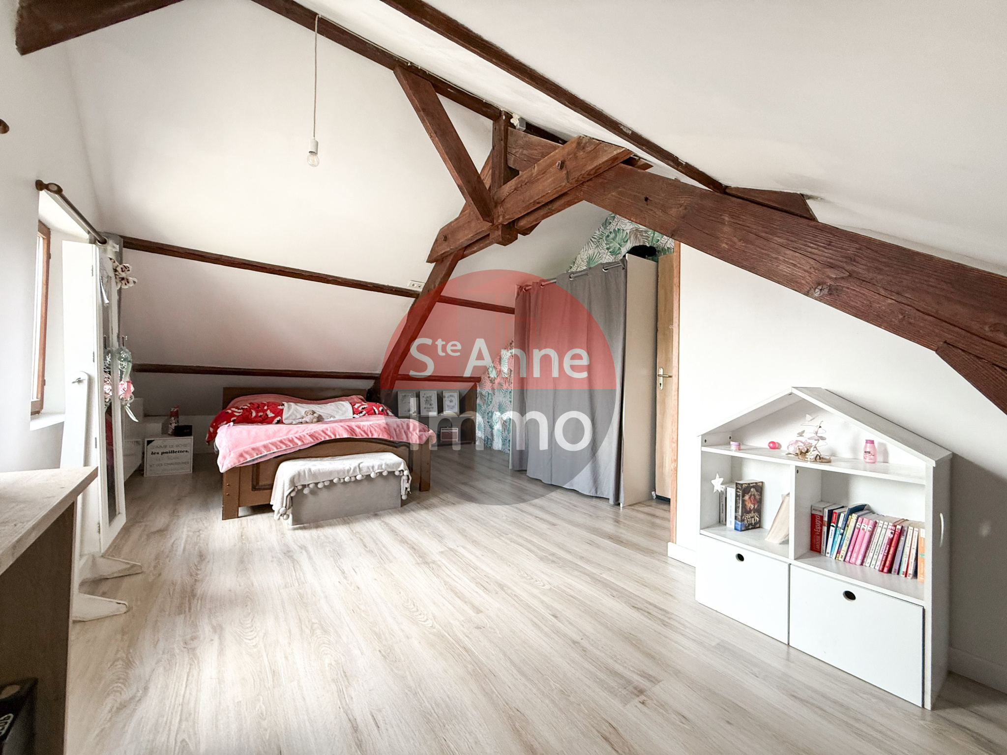 Immo80 – L'immobilier à Amiens et dans la Somme-ROUVROY-EN-SANTERRE – MAISON INDIVIDUELLE – AUTONOMIE DE PLAIN PIED – 3 CHAMBRES – JARDIN – TERRASSE