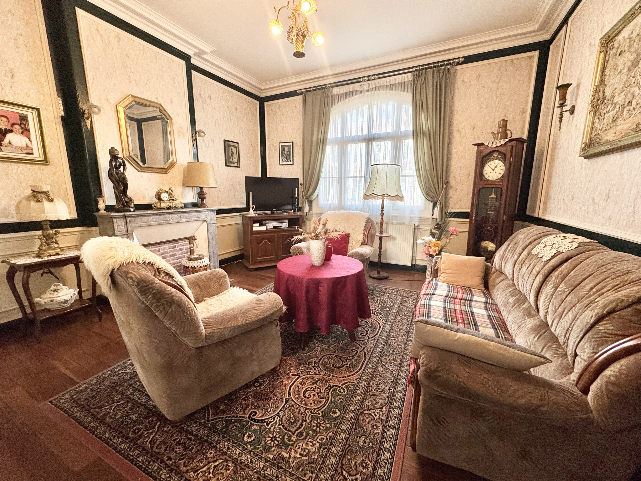 Immo80 – L'immobilier à Amiens et dans la Somme-VILLERS-BRETONNEUX – MAISON AVEC CACHET 115M2 – 3 CHAMBRES – AUTOROUTE