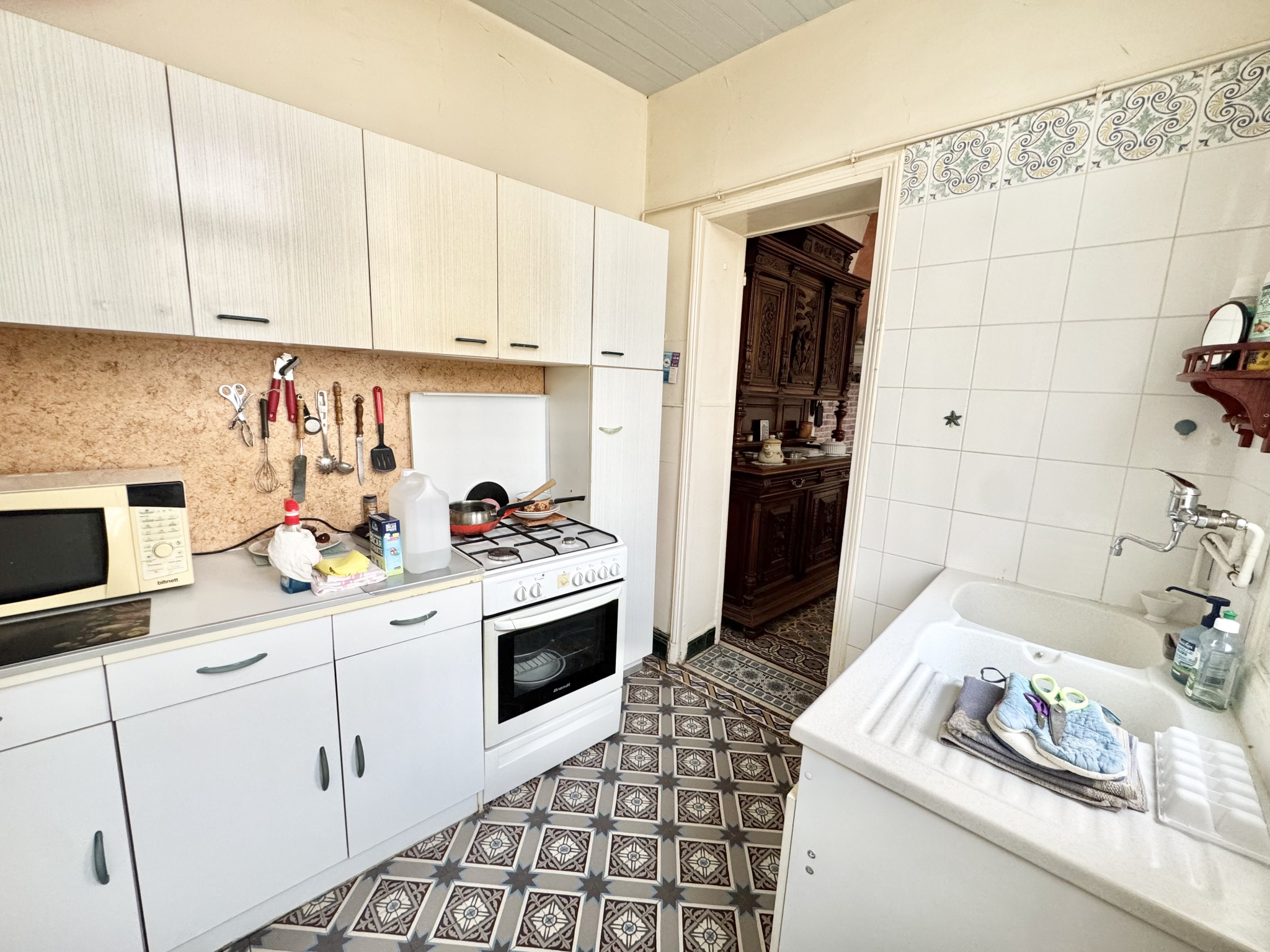 Immo80 – L'immobilier à Amiens et dans la Somme-VILLERS-BRETONNEUX – MAISON AVEC CACHET 115M2 – 3 CHAMBRES – AUTOROUTE