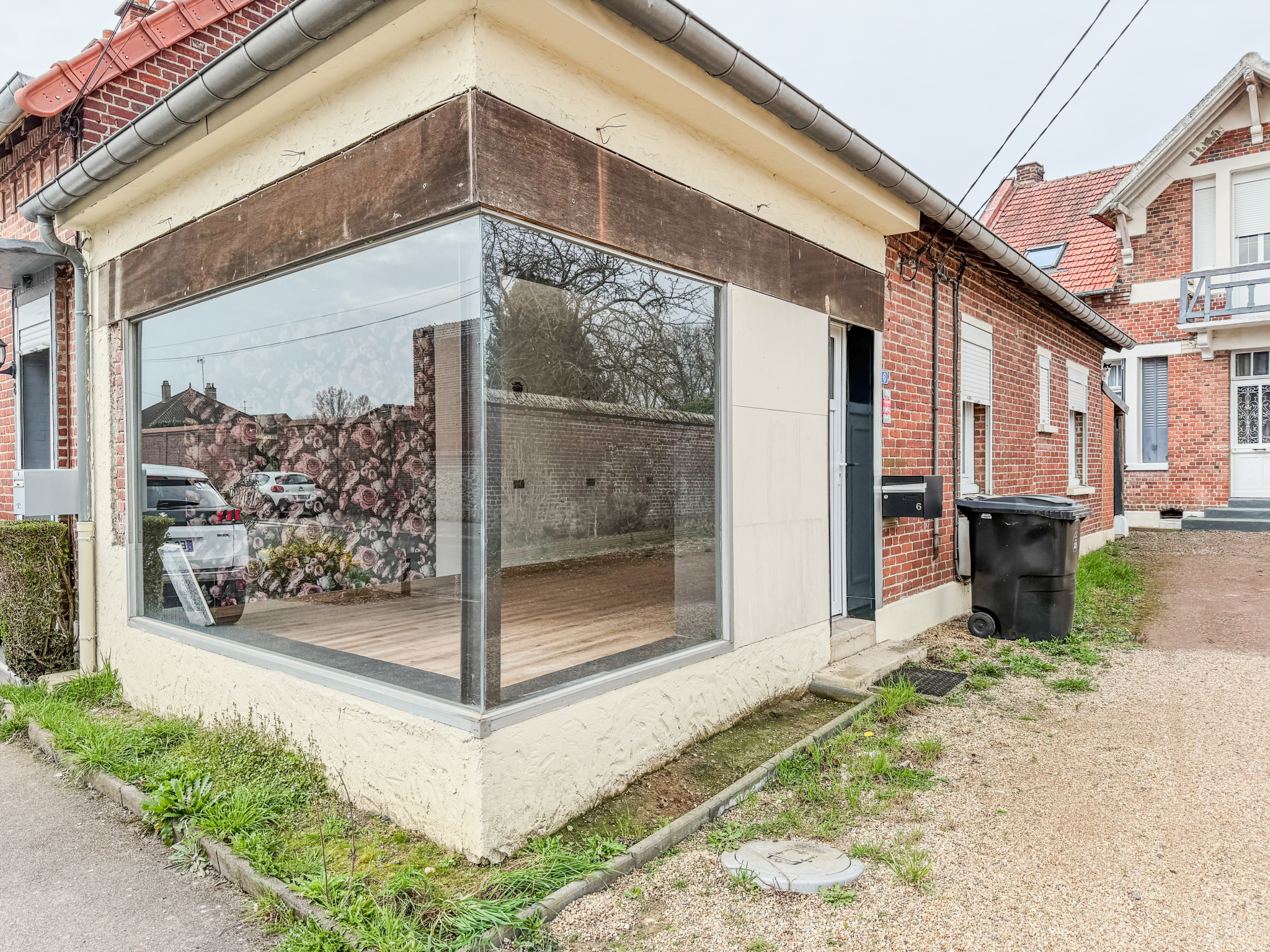 Immo80 – L'immobilier à Amiens et dans la Somme-ROSIERES-EN-SANTERRE – CENTRE VILLE – LOCAL COMMERCIAL