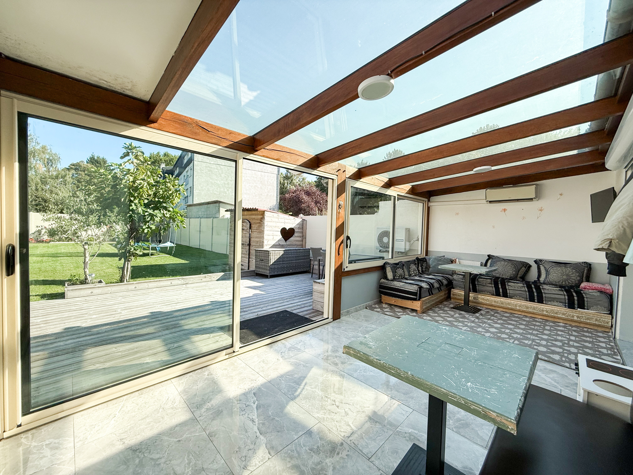 Immo80 – L'immobilier à Amiens et dans la Somme-ROYE – MAISON INDIVIDUELLE – AUTONOMIE DE PLAIN PIED – 4 CHAMBRES – SOUS SOL COMPLET – GARAGE – PARKING – TERR