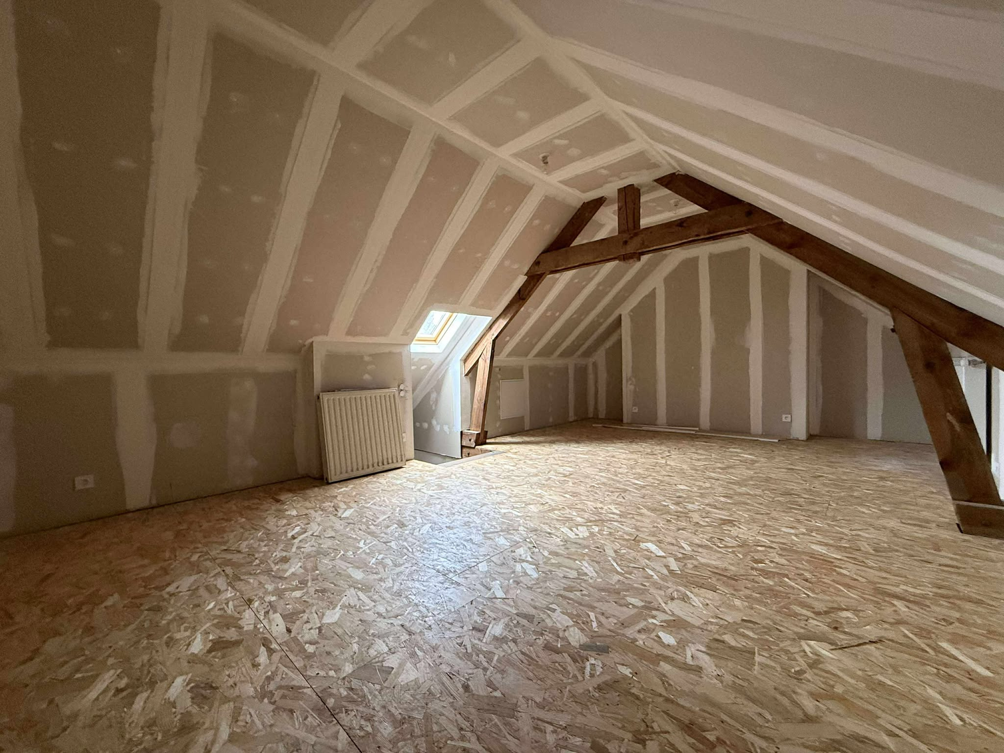 Immo80 – L'immobilier à Amiens et dans la Somme-VIGNACOURT – MAISON – 3 CHAMBRES – JARDIN – TERRASSE – GARAGE