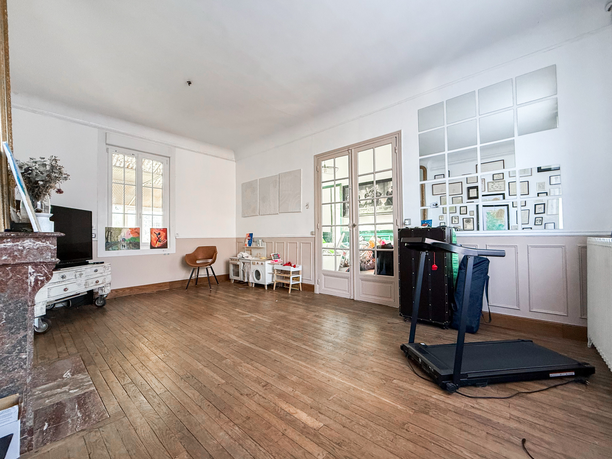 Immo80 – L'immobilier à Amiens et dans la Somme-FRANSART – MAISON DE MAITRE – 4 CHAMBRES – COUR – JARDIN –...