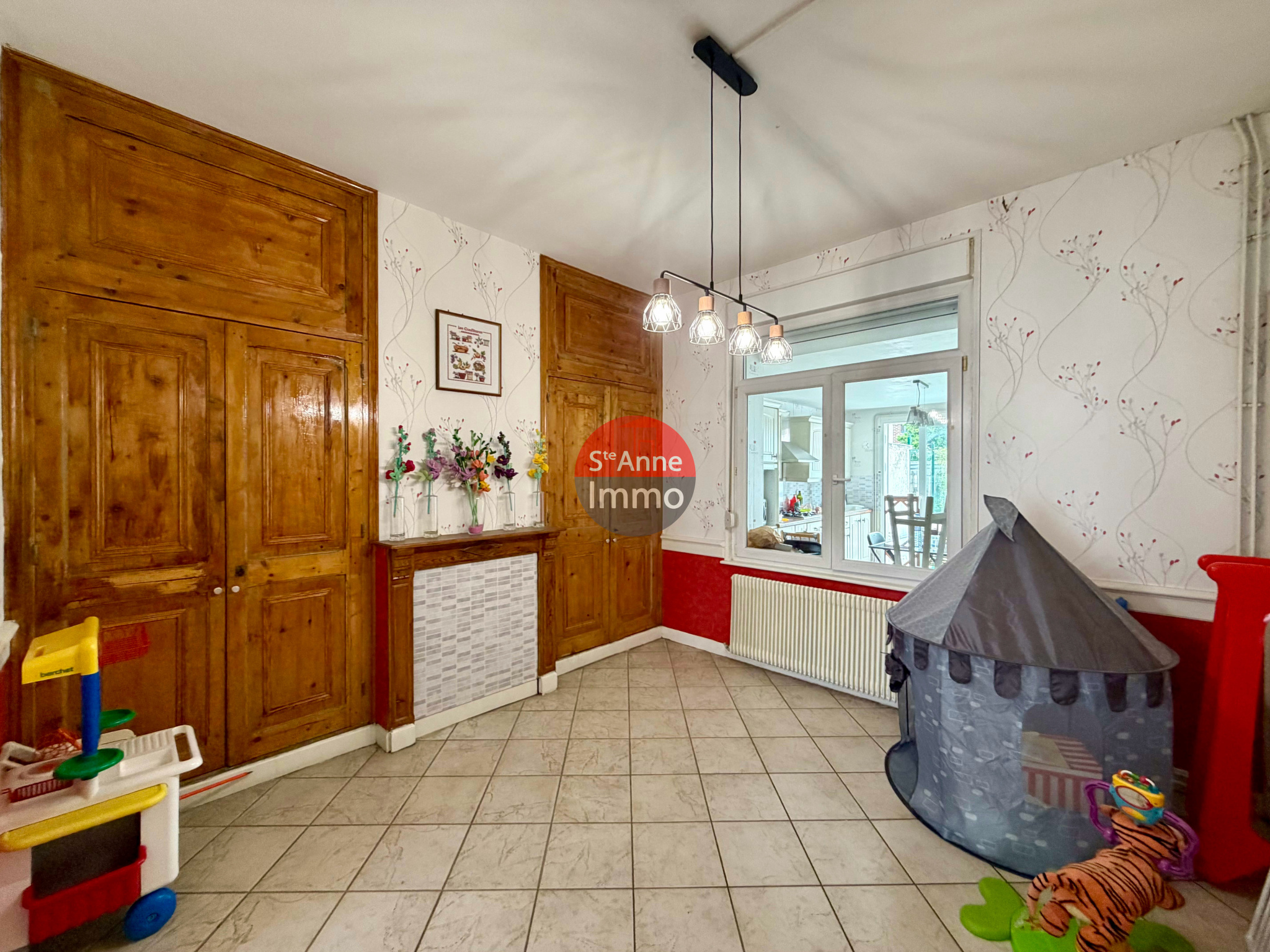 Immo80 – L'immobilier à Amiens et dans la Somme-ALBERT – MAISON MITOYENNE – 127m2 – 3 CHAMBRES – BUREAU – JARDIN
