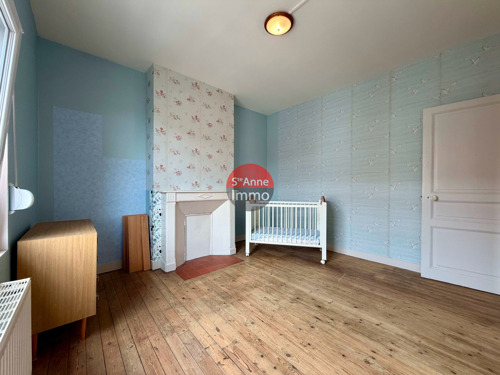 Immo80 – L'immobilier à Amiens et dans la Somme-ALBERT – MAISON MITOYENNE – 127m2 – 3 CHAMBRES – BUREAU – JARDIN