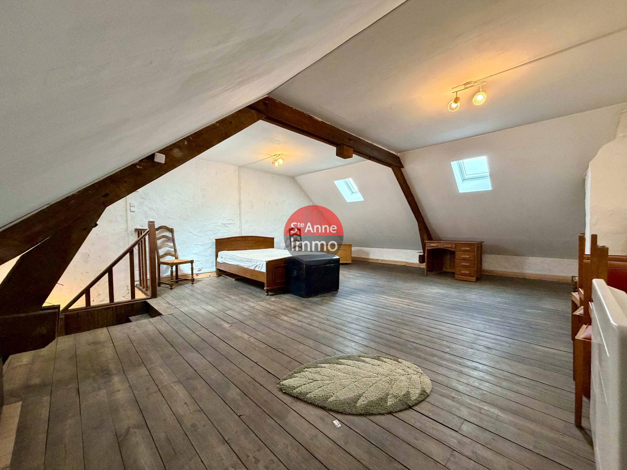 Immo80 – L'immobilier à Amiens et dans la Somme-ALBERT – MAISON MITOYENNE – 127m2 – 3 CHAMBRES – BUREAU – JARDIN
