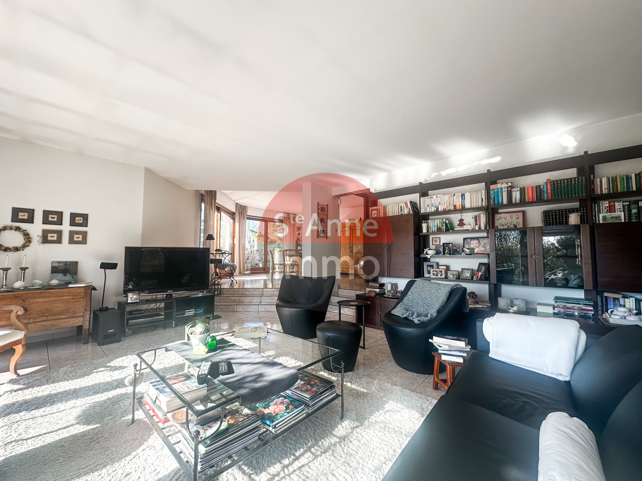 Immo80 – L'immobilier à Amiens et dans la Somme-MONTDIDIER – PAVILLON INDIVIDUEL – SOUS-SOL COMPLET – 6 CHAMBRES