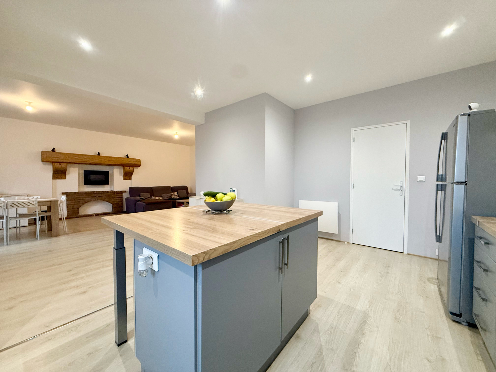 Immo80 – L'immobilier à Amiens et dans la Somme-MOREUIL – CASTEL – ENSEMBLE IMMOBILIER – 2 MAISONS + SALLE DES FETES –...